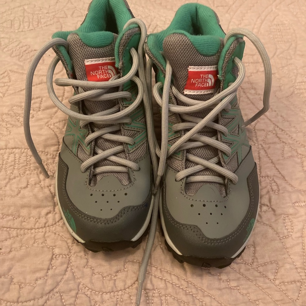 Northface boys hiking shoes